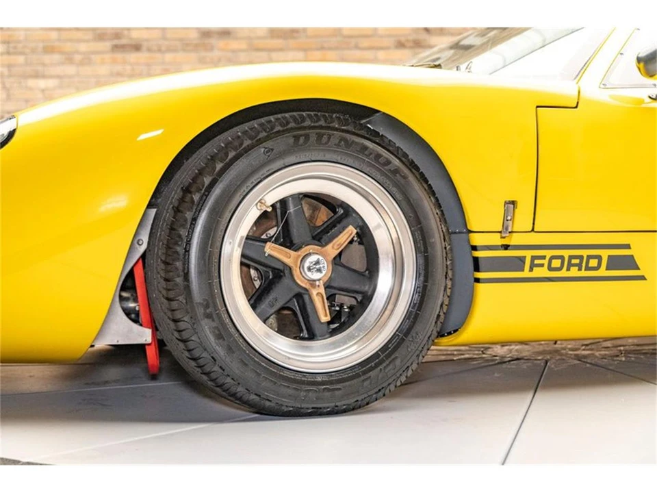 1965 Ford GT40 - Image 15 of 31