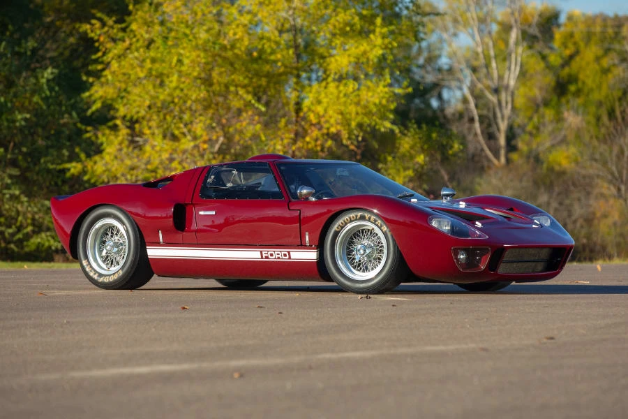 1965 Ford GT40 - Image 16 of 31
