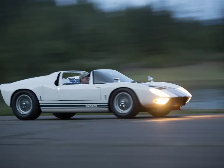 1965 Ford GT40 - Image 2 of 29