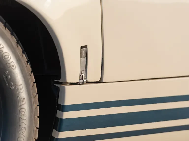 1965 Ford GT40 - Image 23 of 31