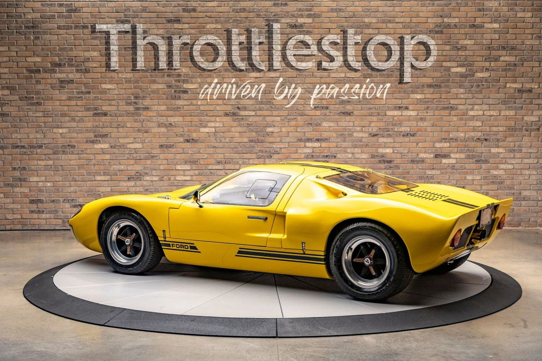 1965 Ford GT40 - Image 9 of 24