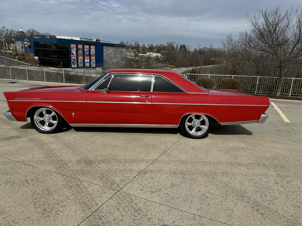 1965 Ford Galaxie 3rd Gen - Image 3 of 31