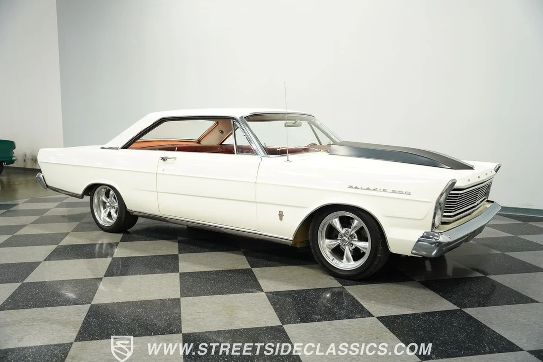 1965 Ford Galaxie 3rd Gen - Image 16 of 21