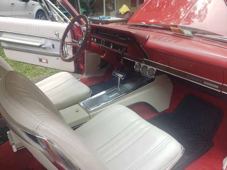 1965 Ford Galaxie 3rd Gen - Image 14 of 31