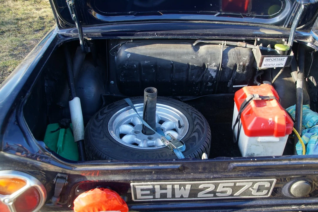 1965 Ford Cortina - Image 15 of 25