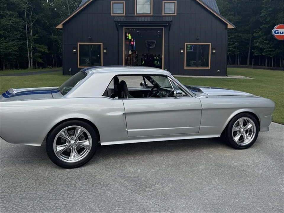 1965 Ford Mustang 1st Gen (1964.5-1966) - Image 4 of 30