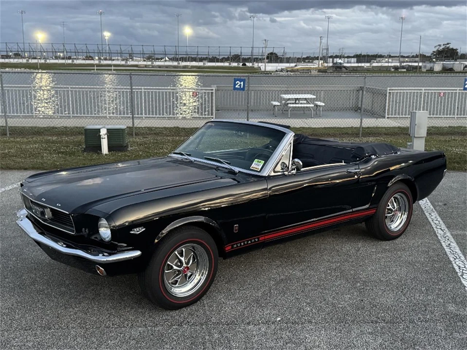 1965 Ford Mustang 1st Gen (1964.5-1966) - Image 11 of 20