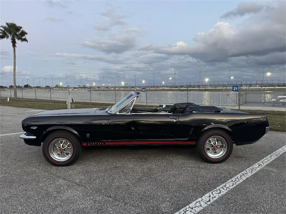 1965 Ford Mustang 1st Gen (1964.5-1966) - Image 15 of 20