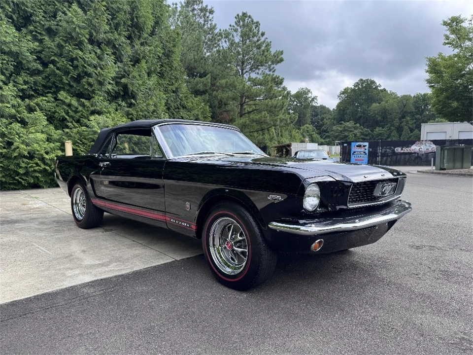 1965 Ford Mustang 1st Gen (1964.5-1966) - Image 5 of 20