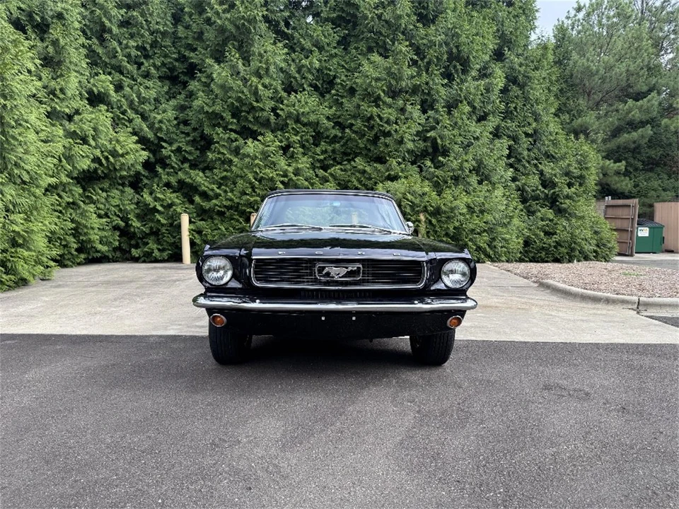 1965 Ford Mustang 1st Gen (1964.5-1966) - Image 4 of 20