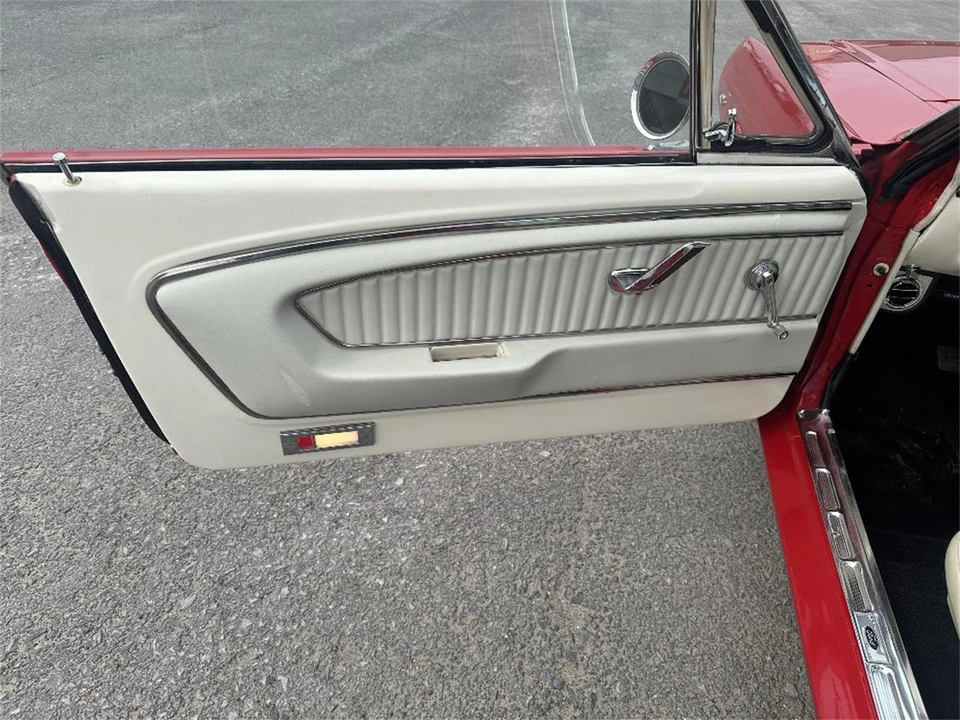 1965 Ford Mustang 1st Gen (1964.5-1966) - Image 9 of 31