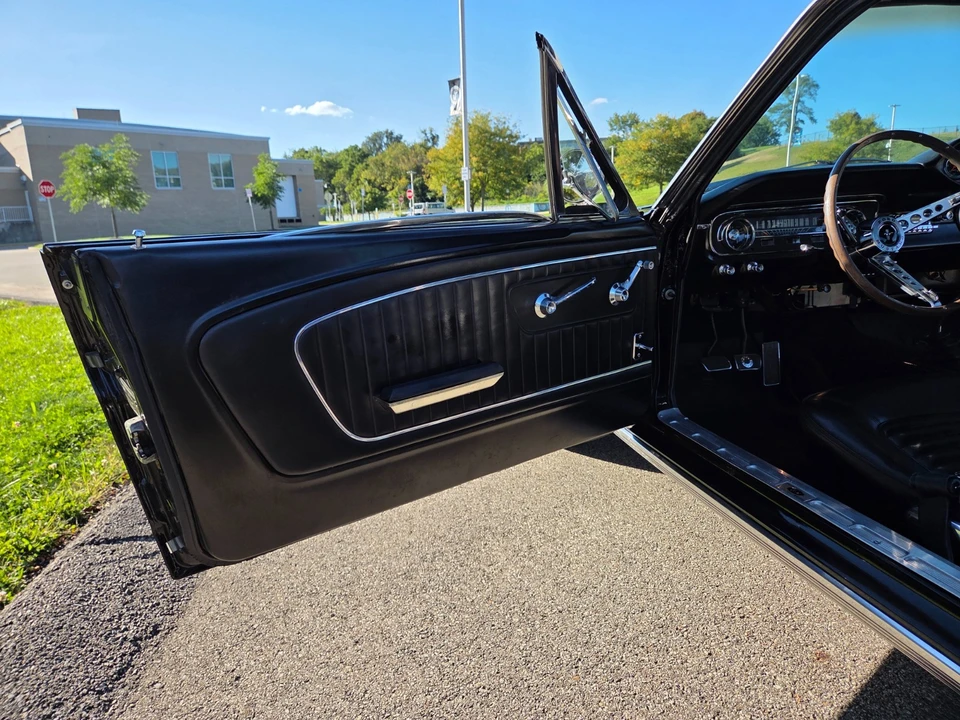 1965 Ford Mustang 1st Gen (1964.5-1966) - Image 24 of 29