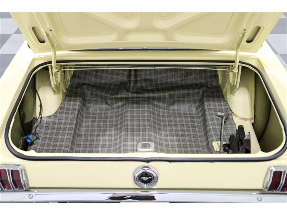 1965 Ford Mustang 1st Gen (1964.5-1966) - Image 23 of 31
