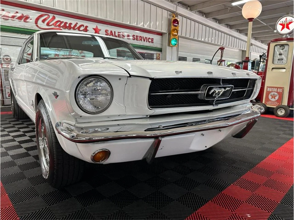 1965 Ford Mustang 1st Gen (1964.5-1966) - Image 4 of 31