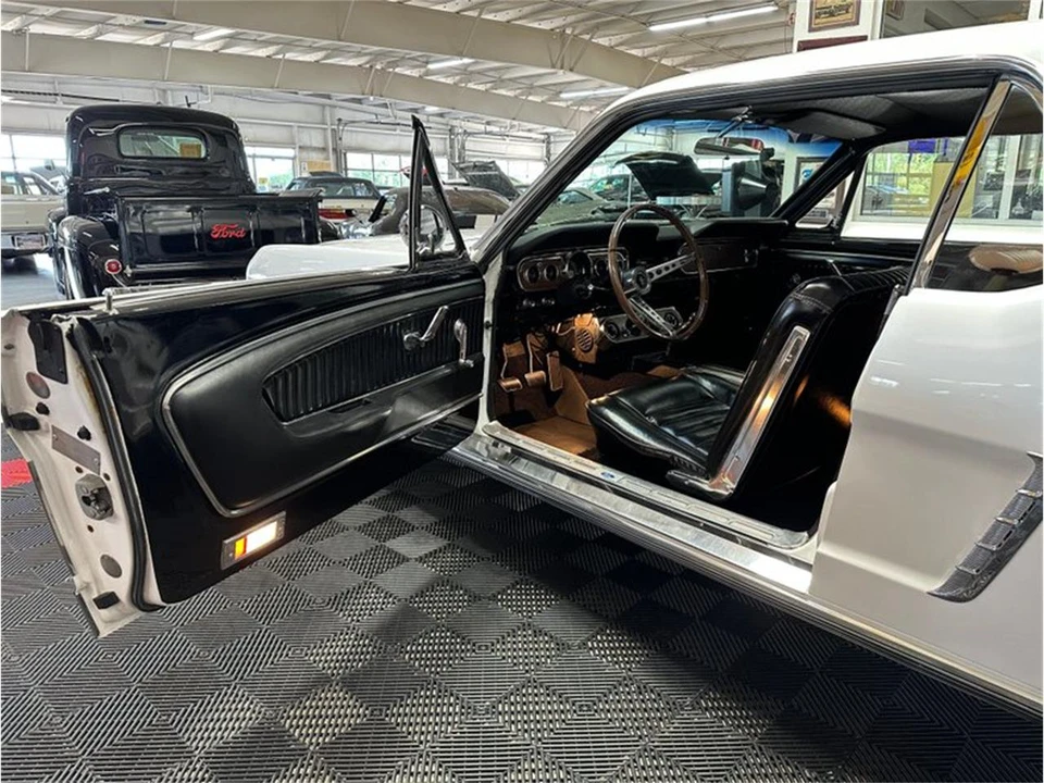 1965 Ford Mustang 1st Gen (1964.5-1966) - Image 13 of 31