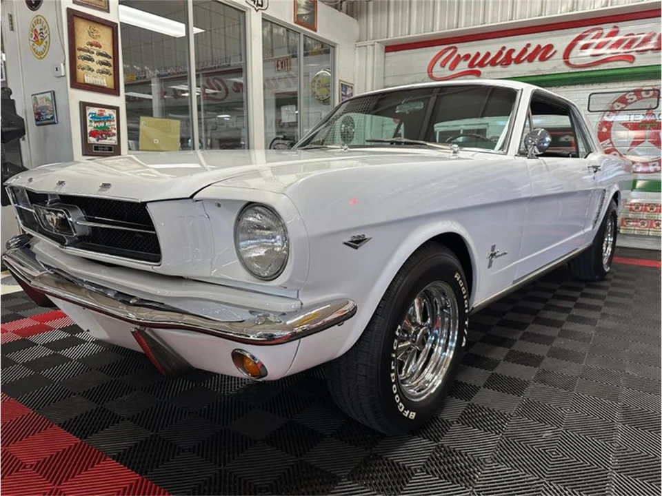 1965 Ford Mustang 1st Gen (1964.5-1966) - Image 8 of 31