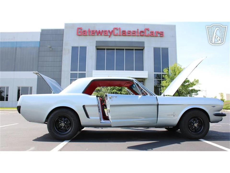 1965 Ford Mustang 1st Gen (1964.5-1966) - Image 4 of 31