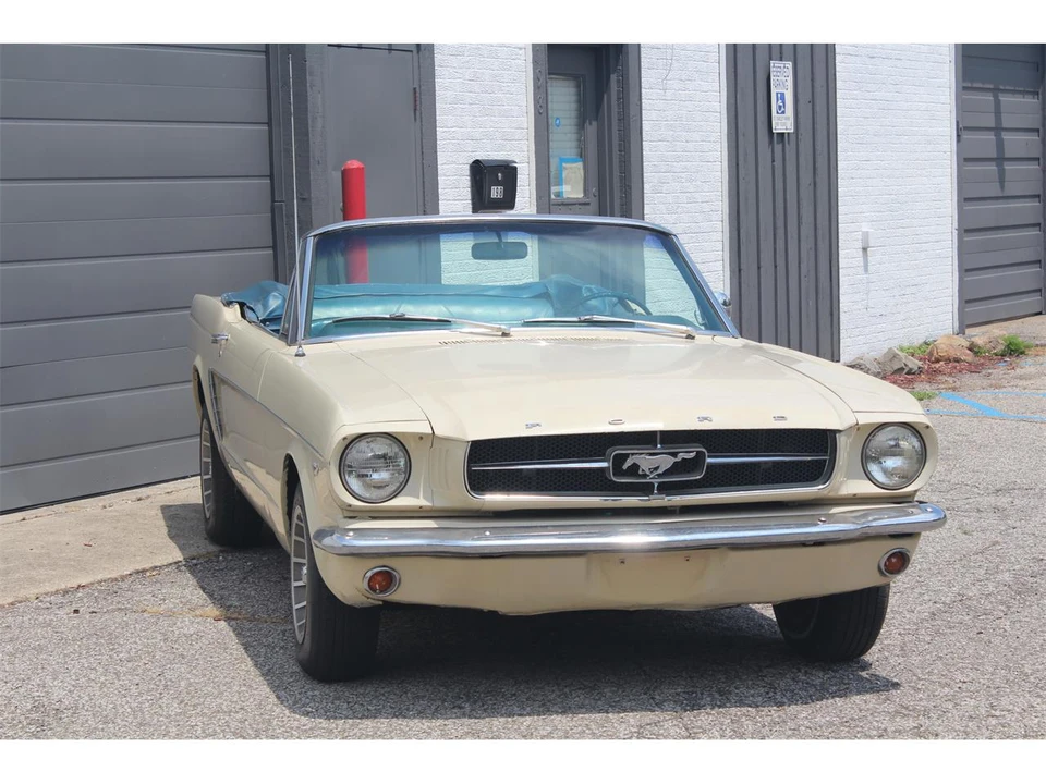 1965 Ford Mustang 1st Gen (1964.5-1966) - Image 2 of 31