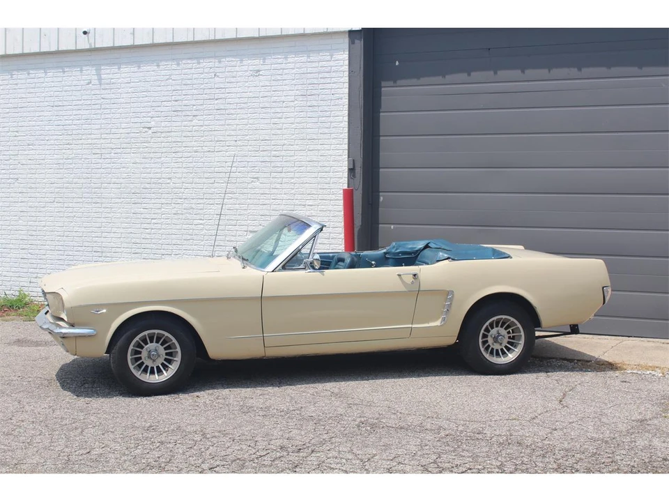 1965 Ford Mustang 1st Gen (1964.5-1966) - Image 10 of 31