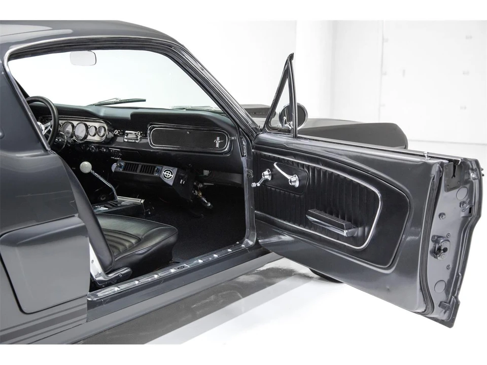 1965 Ford Mustang 1st Gen (1964.5-1966) - Image 22 of 30