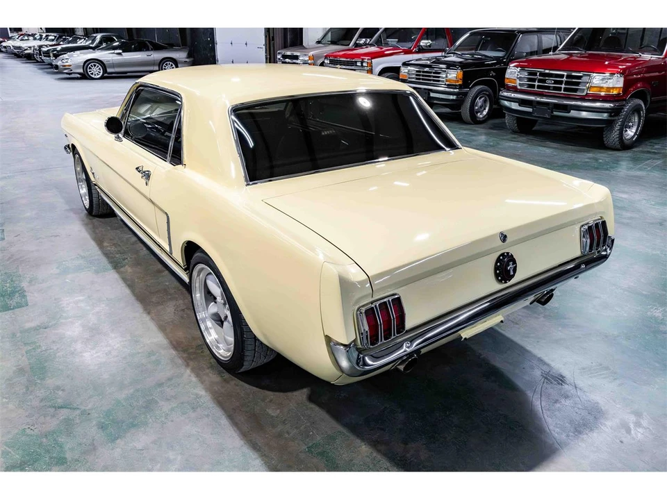 1965 Ford Mustang 1st Gen (1964.5-1966) - Image 3 of 24