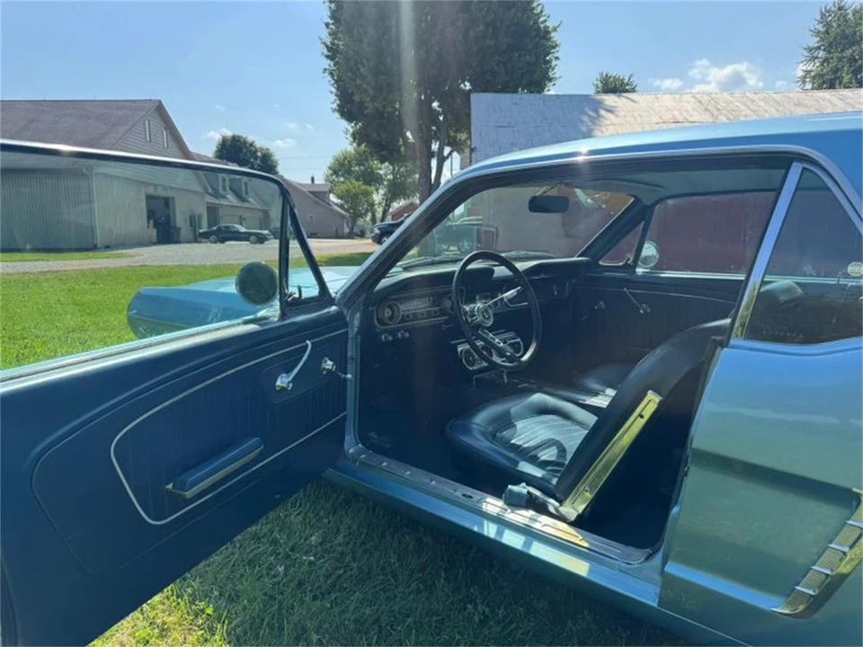 1965 Ford Mustang 1st Gen (1964.5-1966) - Image 24 of 31