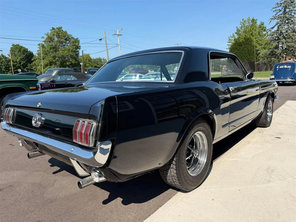 1965 Ford Mustang 1st Gen (1964.5-1966) - Image 4 of 31