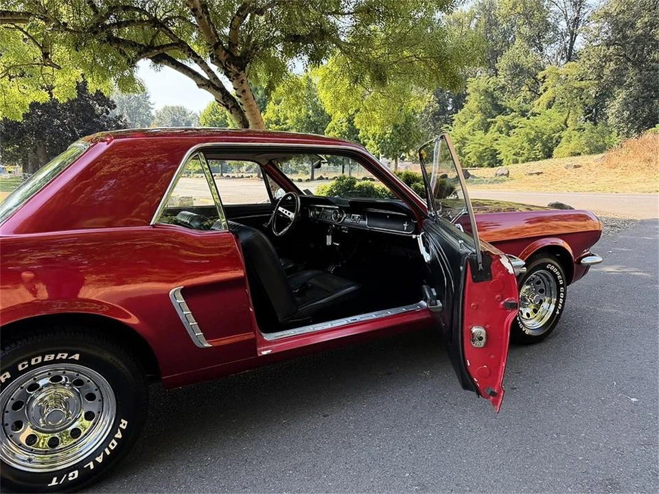1965 Ford Mustang 1st Gen (1964.5-1966) - Image 25 of 31