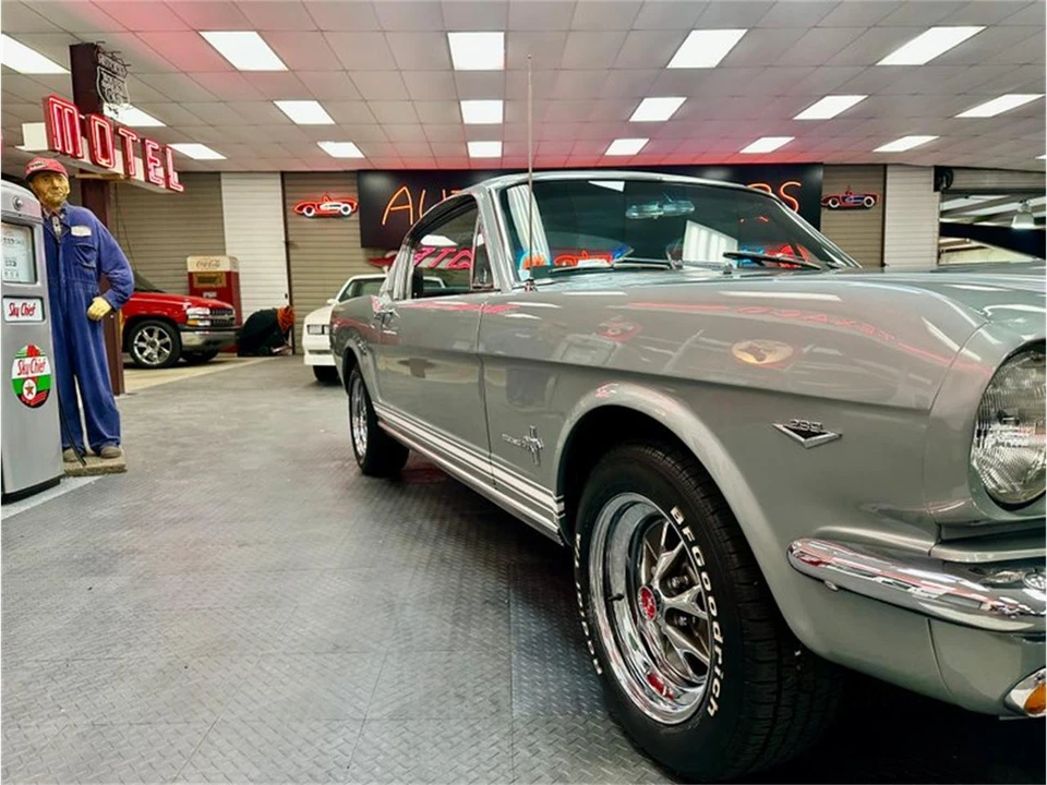 1965 Ford Mustang 1st Gen (1964.5-1966) - Image 17 of 31