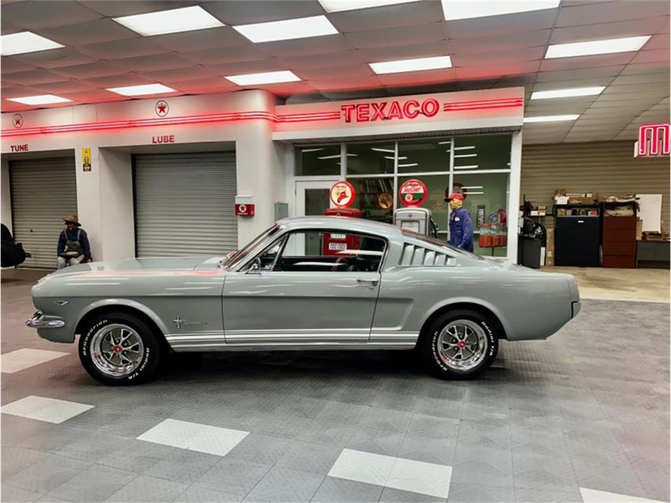 1965 Ford Mustang 1st Gen (1964.5-1966) - Image 9 of 31