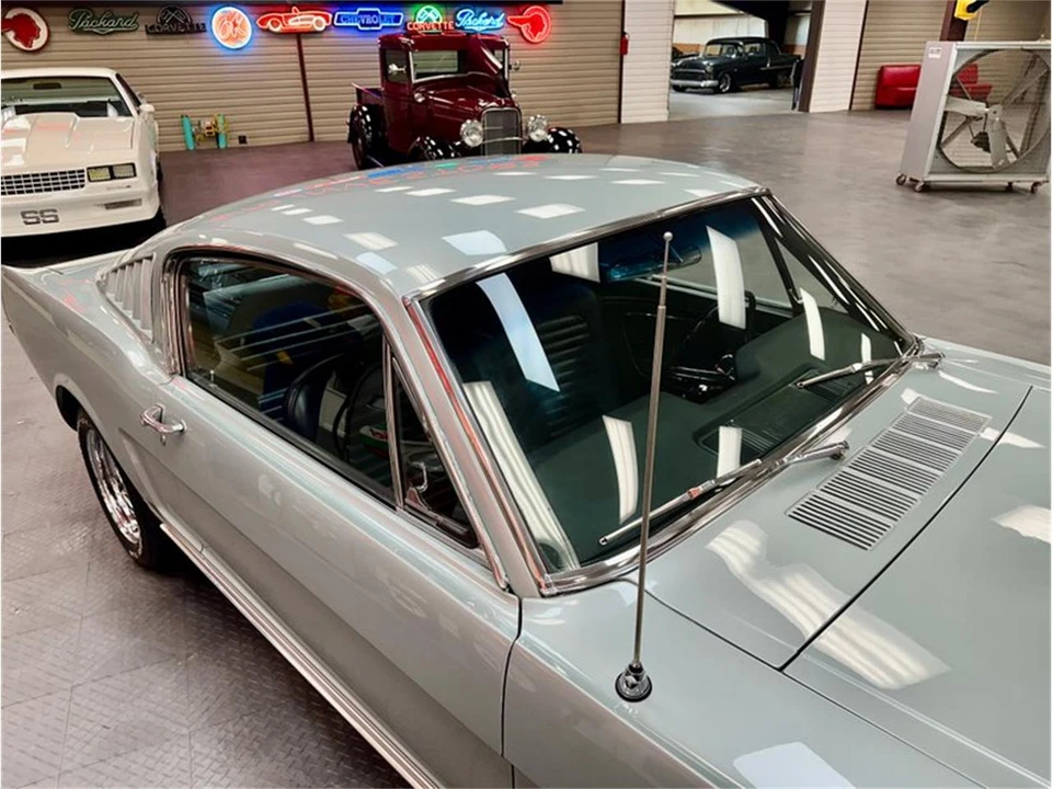 1965 Ford Mustang 1st Gen (1964.5-1966) - Image 18 of 31