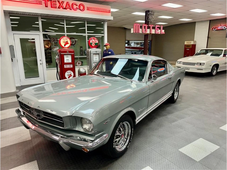 1965 Ford Mustang 1st Gen (1964.5-1966) - Image 3 of 31
