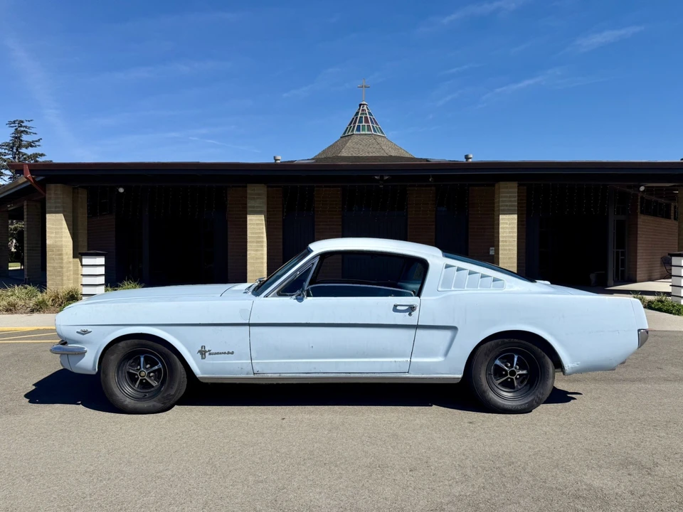 1965 Ford Mustang 1st Gen (1964.5-1966) - Image 2 of 31