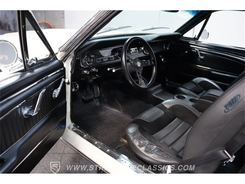 1965 Ford Mustang 1st Gen (1964.5-1966) - Image 4 of 31