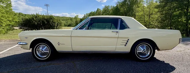 1965 Ford Mustang Base