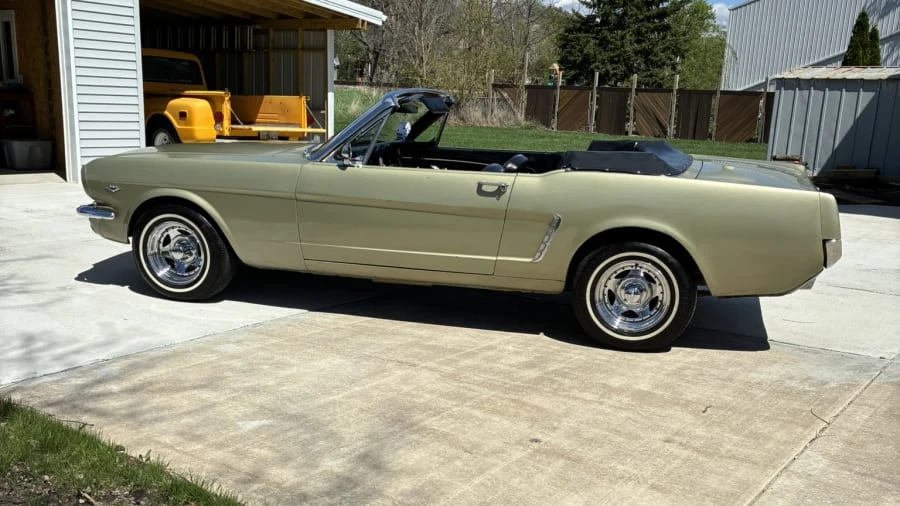 1965 Ford Mustang 1st Gen (1964.5-1966) - Image 2 of 11