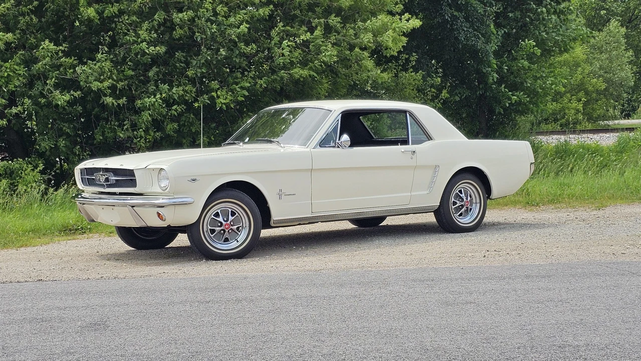 1965 Ford Mustang 1st Gen (1964.5-1966) - Image 6 of 31
