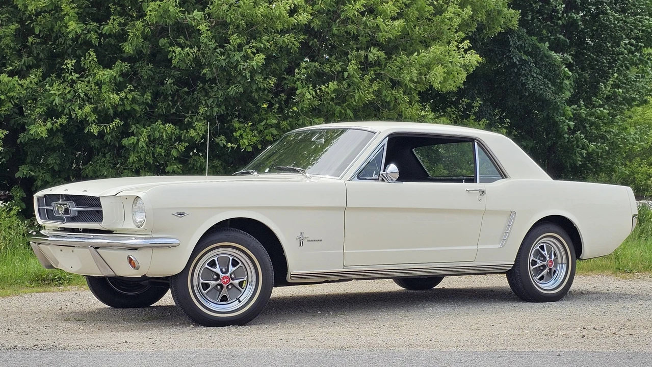 1965 Ford Mustang 1st Gen (1964.5-1966) - Image 7 of 31