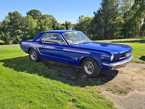 1965 Ford Mustang Coupe 2D