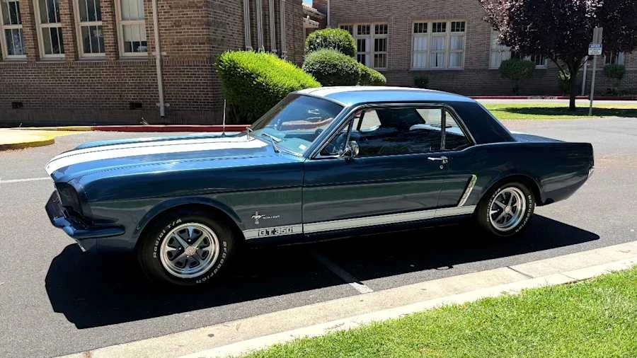 1965 Ford Mustang 1st Gen (1964.5-1966) - Image 2 of 10
