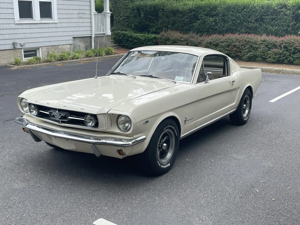 1965 Ford Mustang 1st Gen (1964.5-1966) - Image 2 of 31