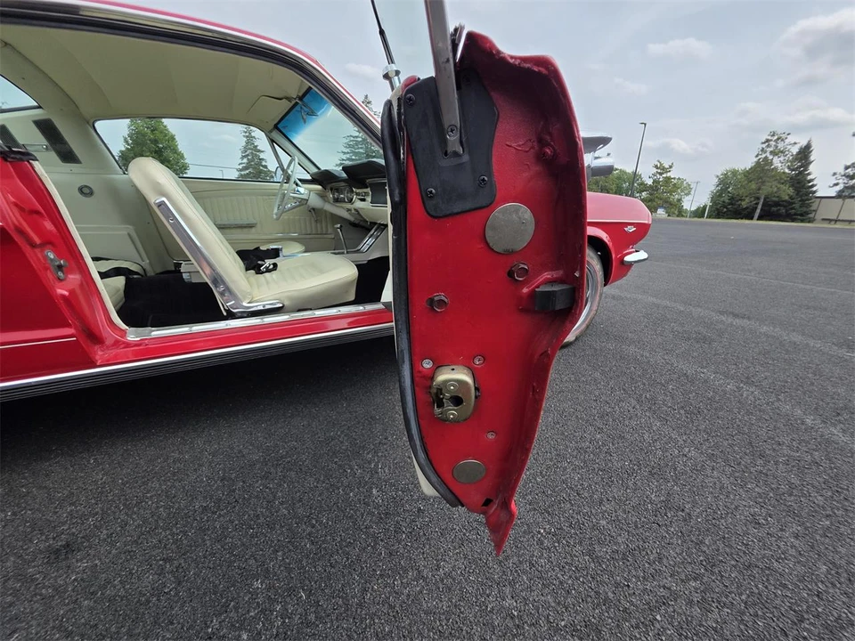 1965 Ford Mustang 1st Gen (1964.5-1966) - Image 17 of 31