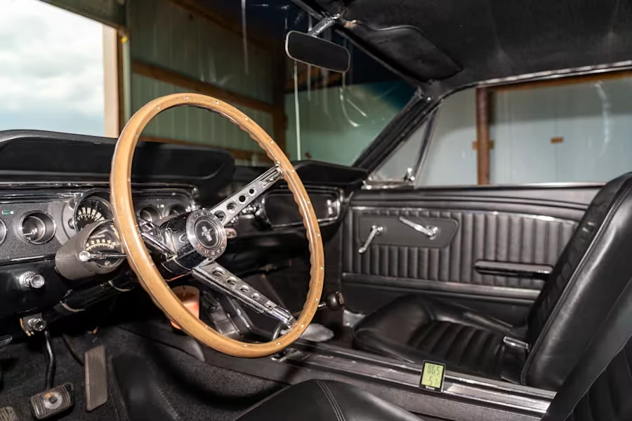 1965 Ford Mustang - Image 24 of 31