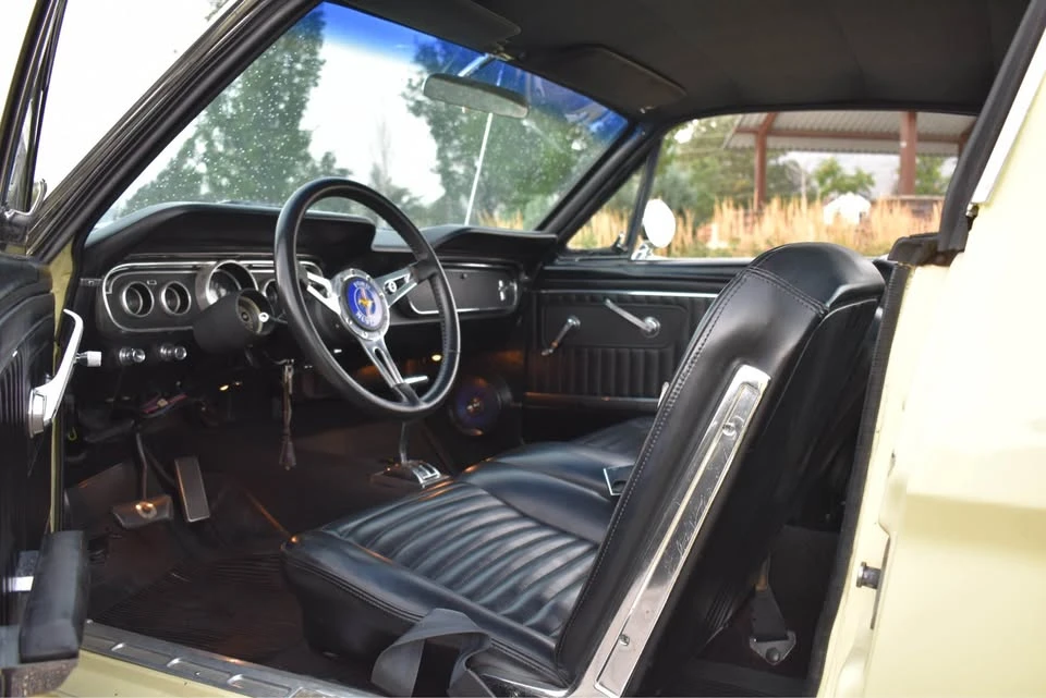 1965 Ford Mustang - Image 10 of 13