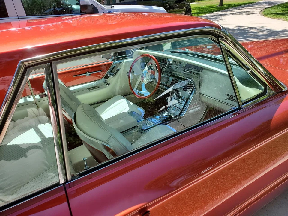 1965 Ford Thunderbird 4th Gen - Image 9 of 23