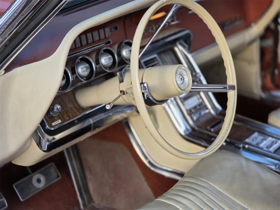 1965 Ford Thunderbird 4th Gen - Image 5 of 12