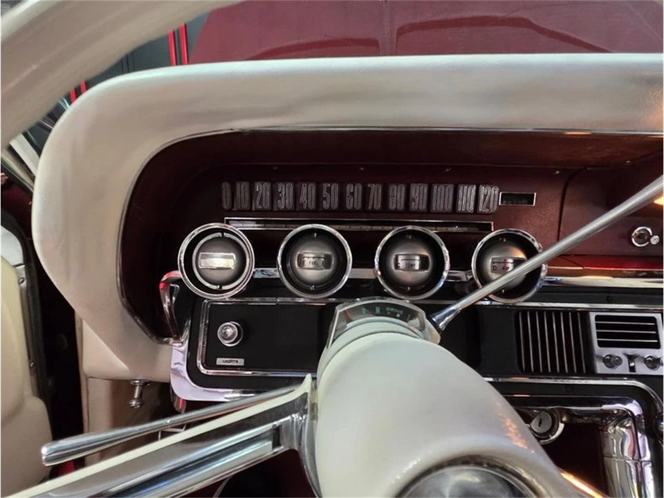 1965 Ford Thunderbird 4th Gen - Image 21 of 31