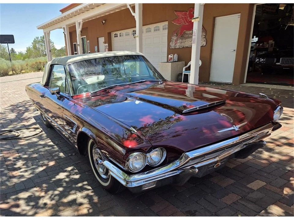 1965 Ford Thunderbird 4th Gen - Image 28 of 31
