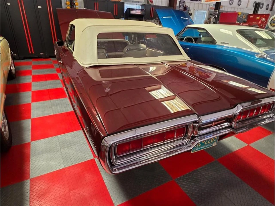 1965 Ford Thunderbird 4th Gen - Image 17 of 31