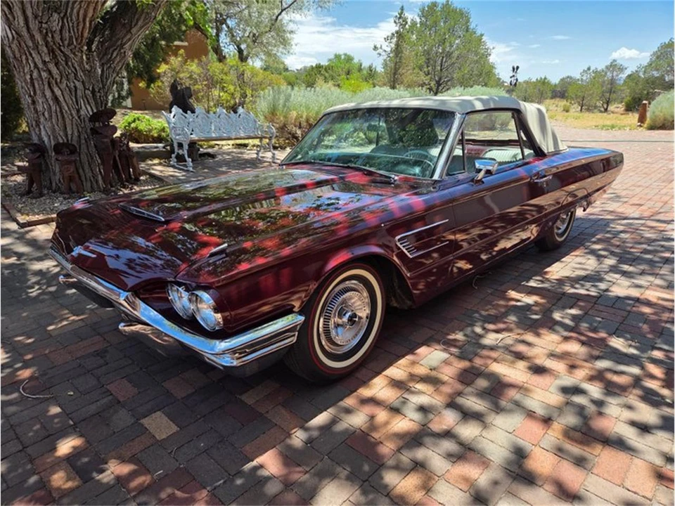 1965 Ford Thunderbird 4th Gen - Image 26 of 31